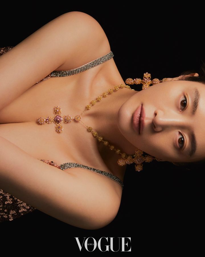 [서울=뉴시스] 김혜수. (사진=보그 코리아) 2023.12.06. photo@newsis.com *재판매 및 DB 금지