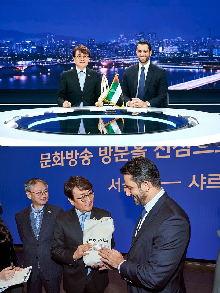 MBC 안형준 사장(왼쪽), 샤르자의 부국왕