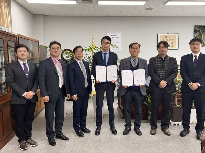 양기관 관계자들 *재판매 및 DB 금지