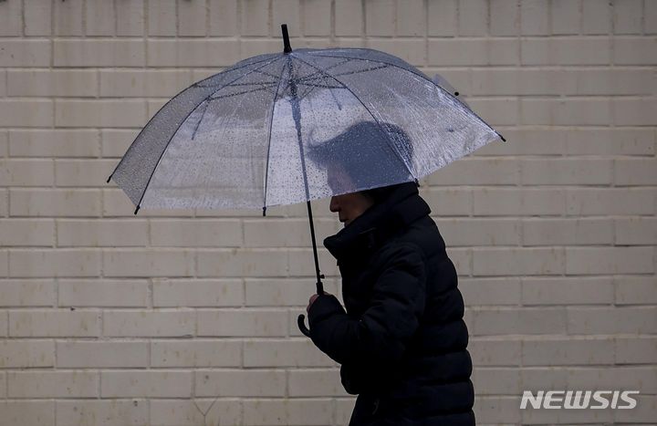 인천, 오전까지 비…예년보다 포근, 일교차는 커