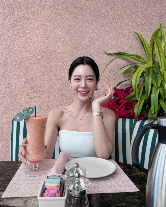 [서울=뉴시스] 클라라. (사진=클라라 인스타그램 캡처) 2023.12.08. photo@newsis.com *재판매 및 DB 금지