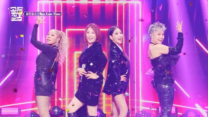 [서울=뉴시스] 그룹 골든걸스가 지난 1일 KBS 2TV 음악프로그램 '뮤직뱅크'에서 데뷔 무대를 펼쳤다. (사진=KBS 2TV 제공) 2023.12.09. photo@newsis.com *재판매 및 DB 금지