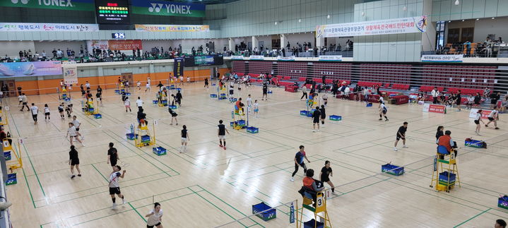 [서울=뉴시스]문화체육관광부장관기 생활체육 전국배드민턴대회. 2023.12.10. (사진=대한배드민턴협회 제공) *재판매 및 DB 금지