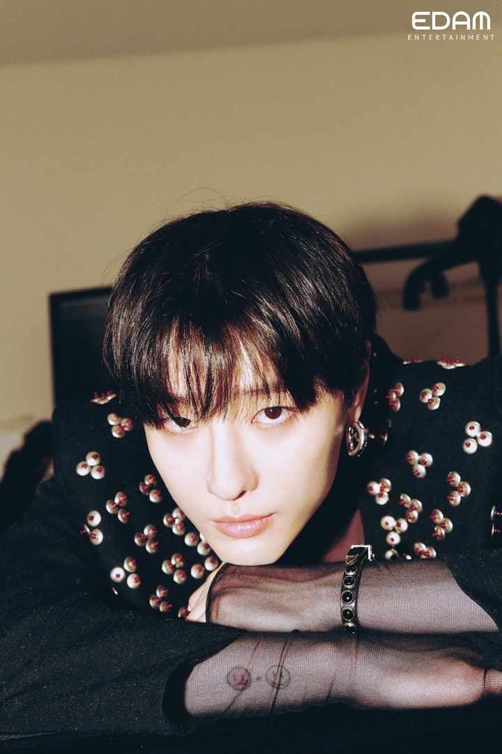 [서울=뉴시스] 가수 우즈. (사진=이담엔터테인먼트 제공) 2023.12.11. photo@newsis.com *재판매 및 DB 금지