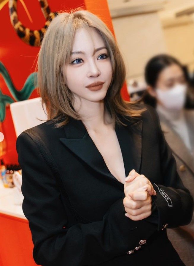 [서울=뉴시스] 한예슬. (사진=한예슬 인스타그램 캡처) 2023.12.11. photo@newsis.com *재판매 및 DB 금지