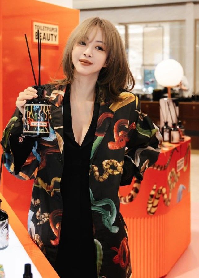 [서울=뉴시스] 한예슬. (사진=한예슬 인스타그램 캡처) 2023.12.11. photo@newsis.com *재판매 및 DB 금지