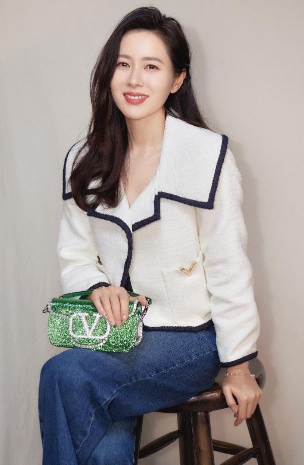 [서울=뉴시스] 손예진. (사진=손예진 인스타그램 캡처) 2023.12.12. photo@newsis.com *재판매 및 DB 금지