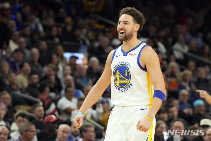[피닉스=AP/뉴시스] 골든스테이트 워리어스의 클레이 톰프슨. 2023. 12. 12.