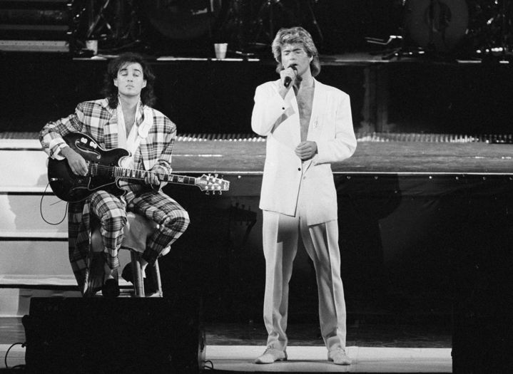 [서울=AP/뉴시스] 앤드루 리즐리(왼쪽). 조지 마이클. 왬! 멤버들. 