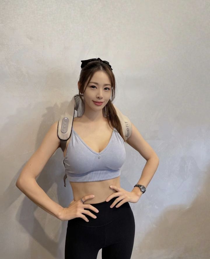 [서울=뉴시스] 신수지. (사진=신수지 인스타그램 캡처) 2023.12.18. photo@newsis.com *재판매 및 DB 금지