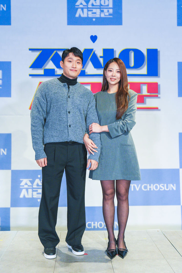 유현철(왼쪽), 10기 옥순 *재판매 및 DB 금지