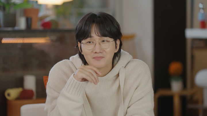 [서울=뉴시스] 21일 티빙 오리지널 '환승연애3' 제작진 측은 오는 29일 오후 12시 첫 방송되는 티빙 오리지널 '환승연애3'의 패널 사이먼 도미닉·이용진·김예원·유라가 직접 전하는 관전 포인트를 공개했다. (사진=TVING '환승연애3' 제공) 2023.12.21. photo@newsis.com *재판매 및 DB 금지