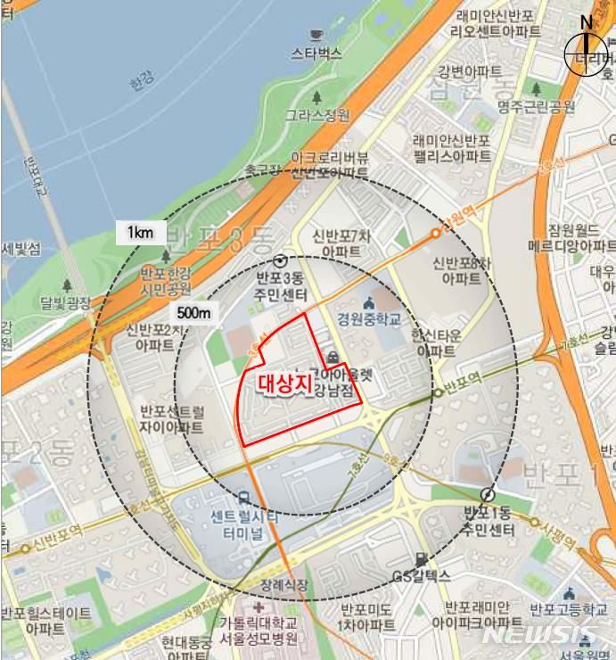 [서울=뉴시스]서울 서초구 잠원동 신반포4차아파트가 최고 49층 높이의 1828세대의 대규모 아파트 단지로 재건축된다. (사진=서울시 제공). 2023.12.21. photo@newsis.com 