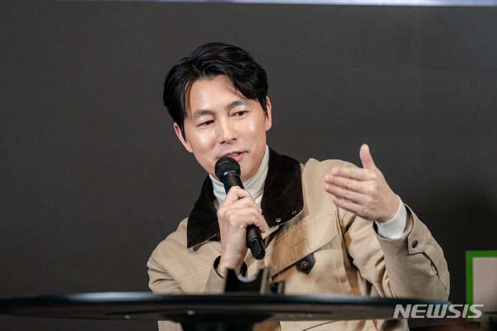 [서울=뉴시스] 배우 정우성이 21일 SK브로드밴드 주최로 열린 '필모톡'에 참석했다. (사진=SK브로드밴드 제공)