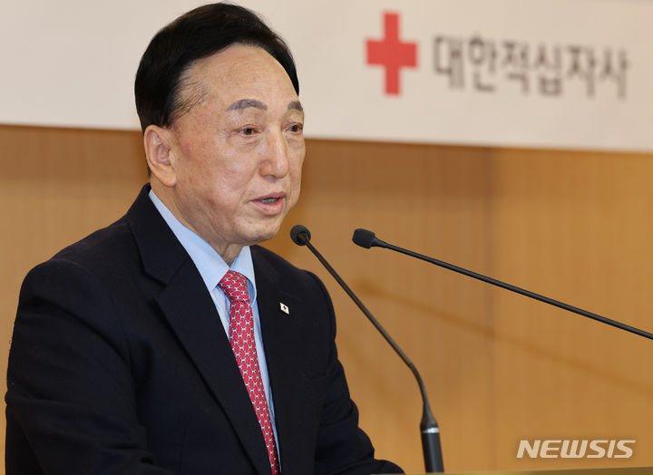 [서울=뉴시스] 김근수 기자 = 김철수 대한적십자사 회장. 2023.12.27. ks@newsis.com