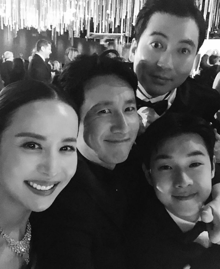 [서울=뉴시스] 조여정. (사진 = 인스타그램 캡처) 2024.01.01. photo@newsis.com *재판매 및 DB 금지