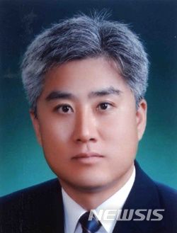 [전주=뉴시스]윤난슬 기자 = 전북대학교 오일석(정보혁신처장) 컴퓨터인공지능학부 교수.(사진=전북대 제공)