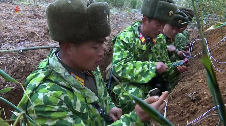 [서울=뉴시스] 북한 조선중앙TV가 7일 김여정 조선노동당 중앙위원회 부부장 담화를 보도하며 인민군 기만작전 영상을 공개했다. (조성중앙TV 캡쳐) 2024.01.07. photo@newsis.com *재판매 및 DB 금지