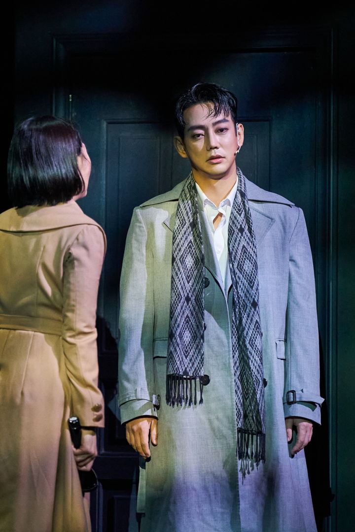 2023 레베카에서 '막심 드 윈터' 연기하는 테이. (사진=EMK뮤지컬컴퍼니 제공) photo@newsis.com *재판매 및 DB 금지