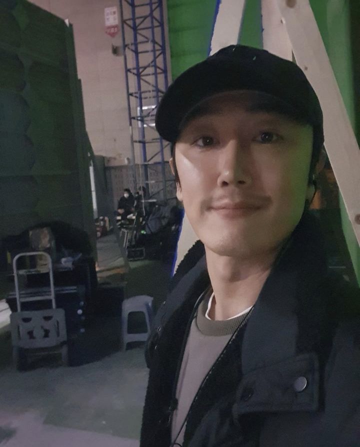 [서울=뉴시스] 배우 윤진영. (사진=윤진영 인스타그램 캡처) 2024.01.10. photo@newsis.com *재판매 및 DB 금지