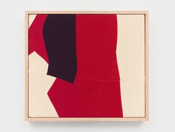 The End Has No End 2023 Hand woven cotton and linen, framed 40.8 x 45.7 cm *재판매 및 DB 금지