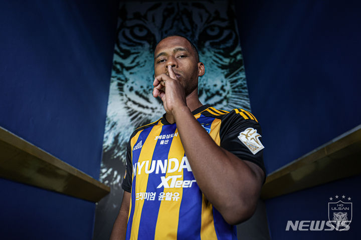 [서울=뉴시스]프로축구 울산, 브라질 출신 미드필더 마테우스 영입. (사진=울산 HD 제공)