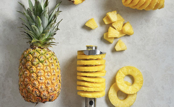 [서율=뉴시스] 세계적 과일 기업 델몬트 케냐 농장에서 경비원의 폭력으로 인한 살인 등 인권 침해 사례가 여러 차례 보고되며 주요 고객인 영국 슈퍼마켓 체인들이 델몬트 파인애플 보이콧을 이어가고 있다. (사진=델몬트코리아 공식 인스타그램) (*본문과 연관 없는 사진) 2024.01.18. *재판매 및 DB 금지