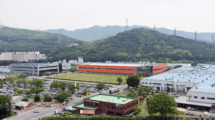[서울=뉴시스] 경남 창원시 성산구에 있는 한화에어로스페이스 창원 사업장 (사진=한화에어로스페이스 홈페이지 갈무리) 2024.02.01 photo@newsis.com *재판매 및 DB 금지