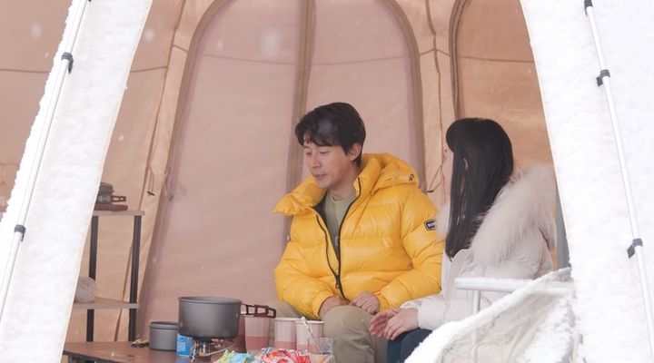 [서울=뉴시스] 4일 오후 9시5분 방송되는 SBS TV 예능물 '미운 우리 새끼'에서 개그맨 허경환이 의사와 소개팅하는 모습이 공개된다. (사진=SBS TV 예능물 '미운 우리 새끼' 제공) 2024.02.04. photo@newsis.com *재판매 및 DB 금지