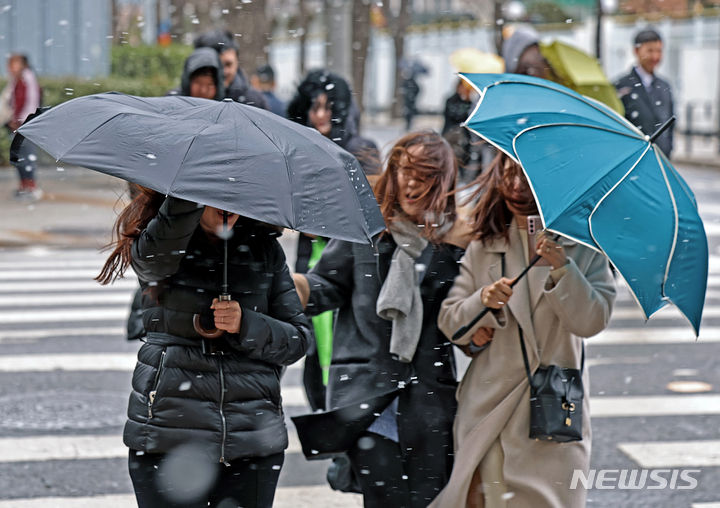 광주·전남내륙 최대 30㎜ 비…지리산에는 눈 소식