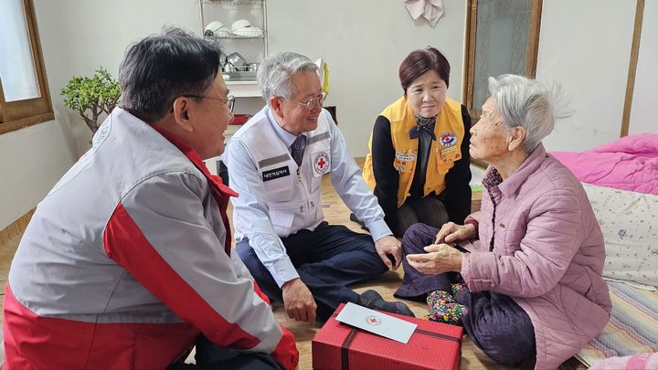 [울산소식] 적십자사, 고령 이산가족 위로 방문 등