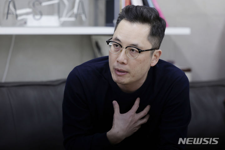 [서울=뉴시스] 최동준 기자 = 최유진 콜랩아시아 대표가 6일 서울 강남구 콜렙코리아에서 뉴시스와 인터뷰를 하고 있다. 2024.02.06. photocdj@newsis.com