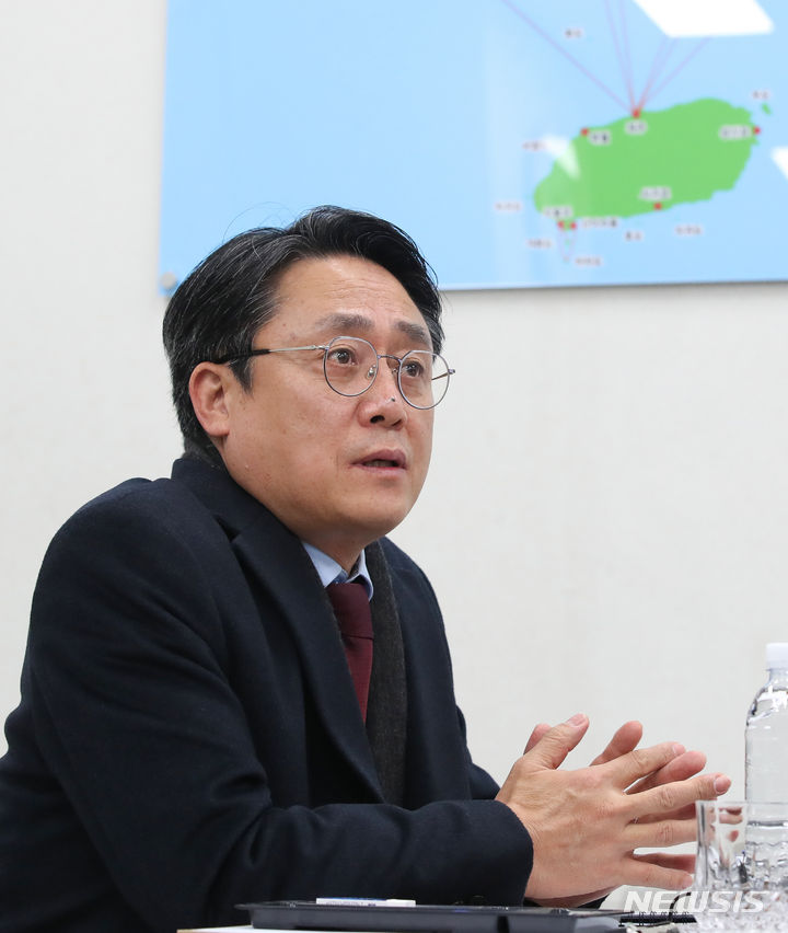 [제주=뉴시스] 우장호 기자 = 강도형 해양수산부 장관. 2024.02.08. woo1223@newsis.com