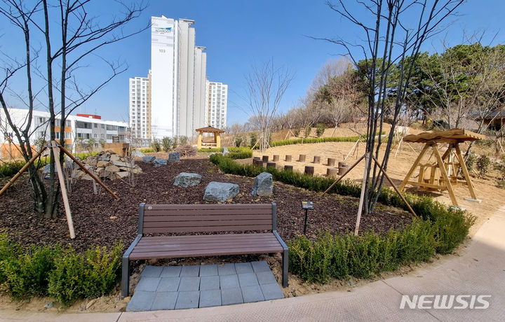 [광주=뉴시스] 광주 월산근린공원 *재판매 및 DB 금지