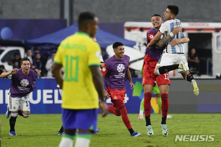 [카라카스(베네수엘라)=AP/뉴시스]브라질 축구, 파리올림픽 본선행 좌절