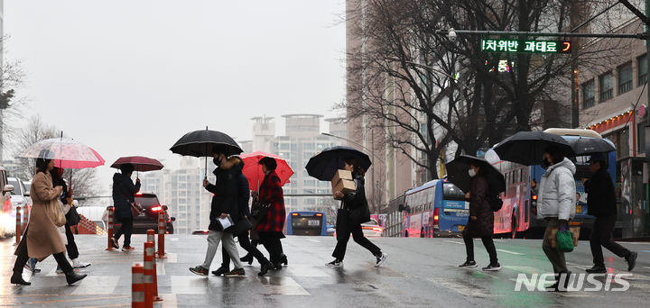 토요일 영상권 포근한 인천, '5㎜ 미만' 비…그친 뒤 춥다