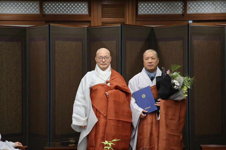 [서울=뉴시스] 대한불교조계종 총무원장 진우스님은 21일 제23교구본사 제주 관음사 주지에 허운스님을 임명했다.(사진=대한불교조계종 제공) 2024.02.21. photo@newsis.com  *재판매 및 DB 금지