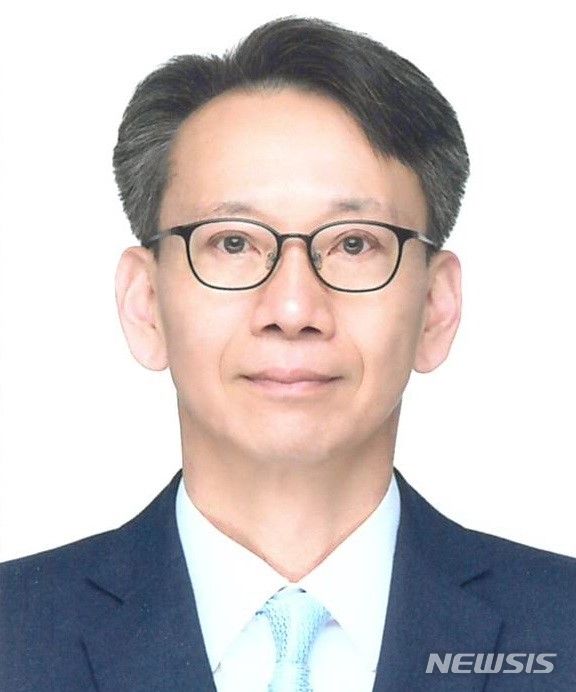 [창원=뉴시스]경남도 경제부지사로 내정된 김명주 기획재정부 국장.(사진=경남도 제공)2024.02.23. photo@newsis.com