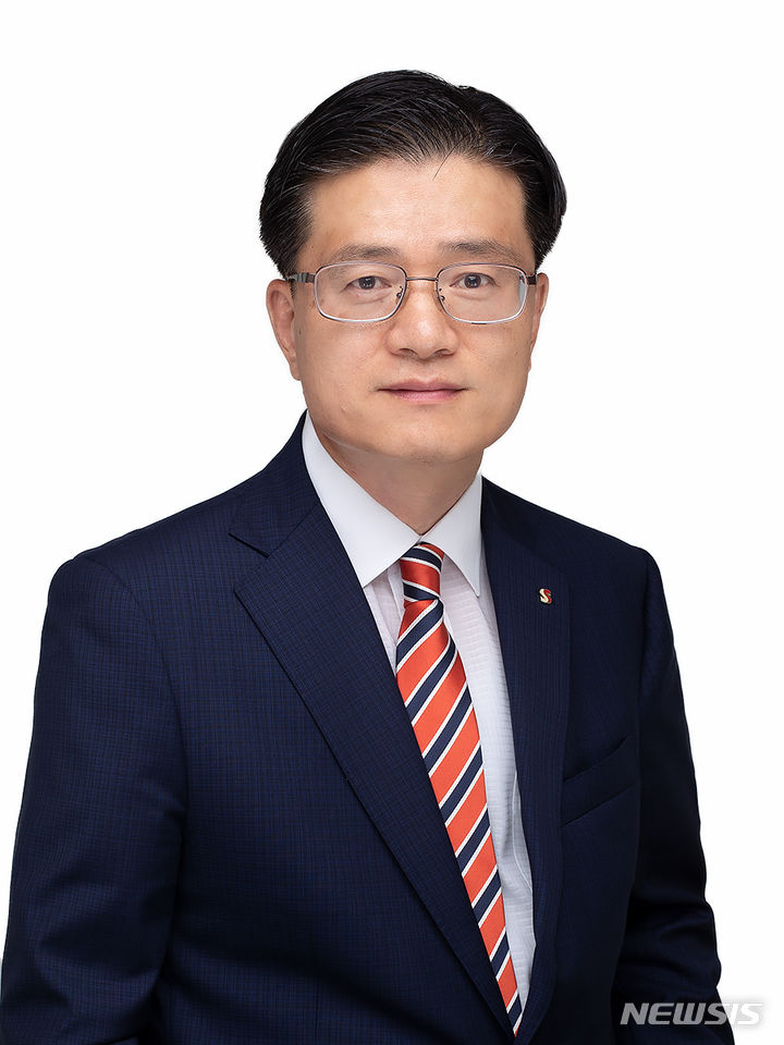 [서울=뉴시스] 이현준 한국시멘트협회장. 