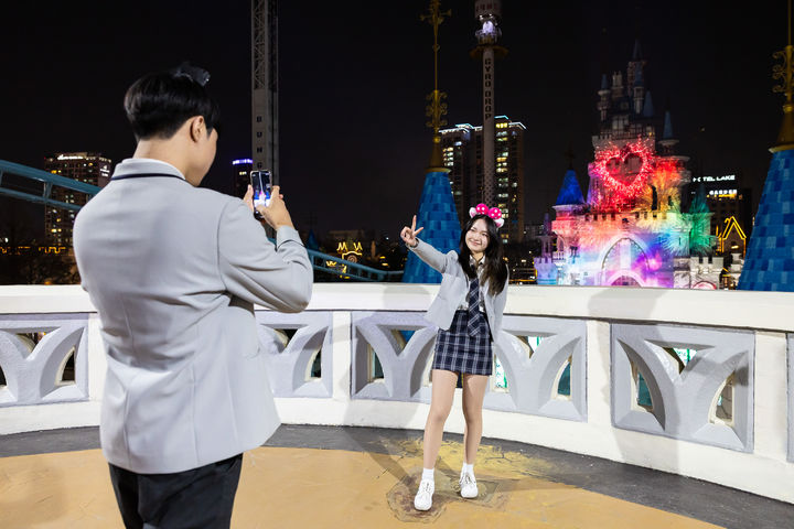 롯데월드 어드벤처 매직아일랜드의 '매지컬 모멘츠' *재판매 및 DB 금지