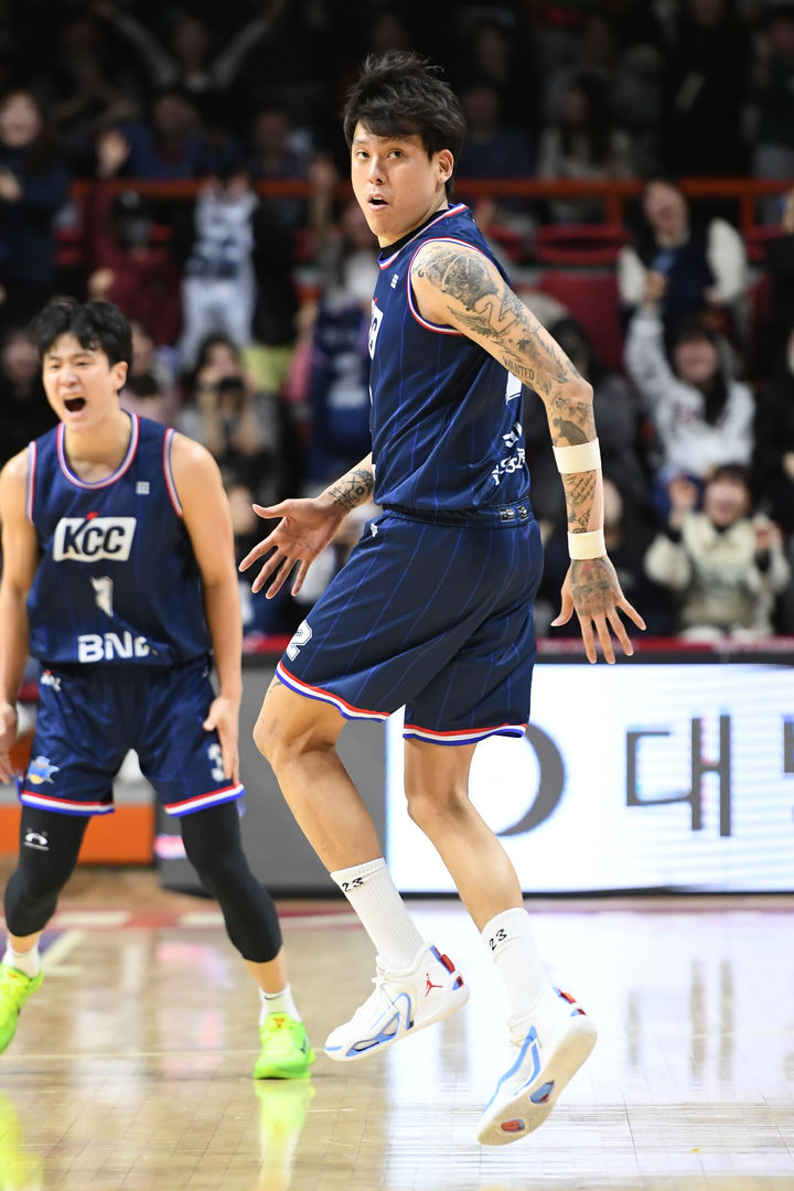 [서울=뉴시스] 프로농구 부산 KCC의 최준용. (사진 = KBL 제공) *재판매 및 DB 금지