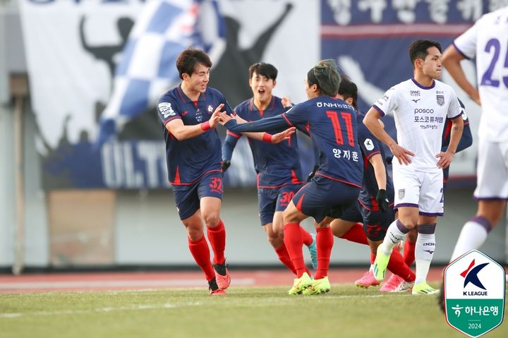 [서울=뉴시스] 프로축구 K리그2 충북청주FC의 윤민호. (사진=한국프로축구연맹 제공) *재판매 및 DB 금지