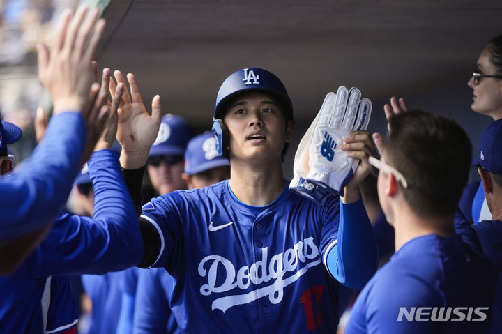 [피닉스=AP/뉴시스] 메이저리그(MLB) LA 다저스의 오타니 쇼헤이. 2024.03.04