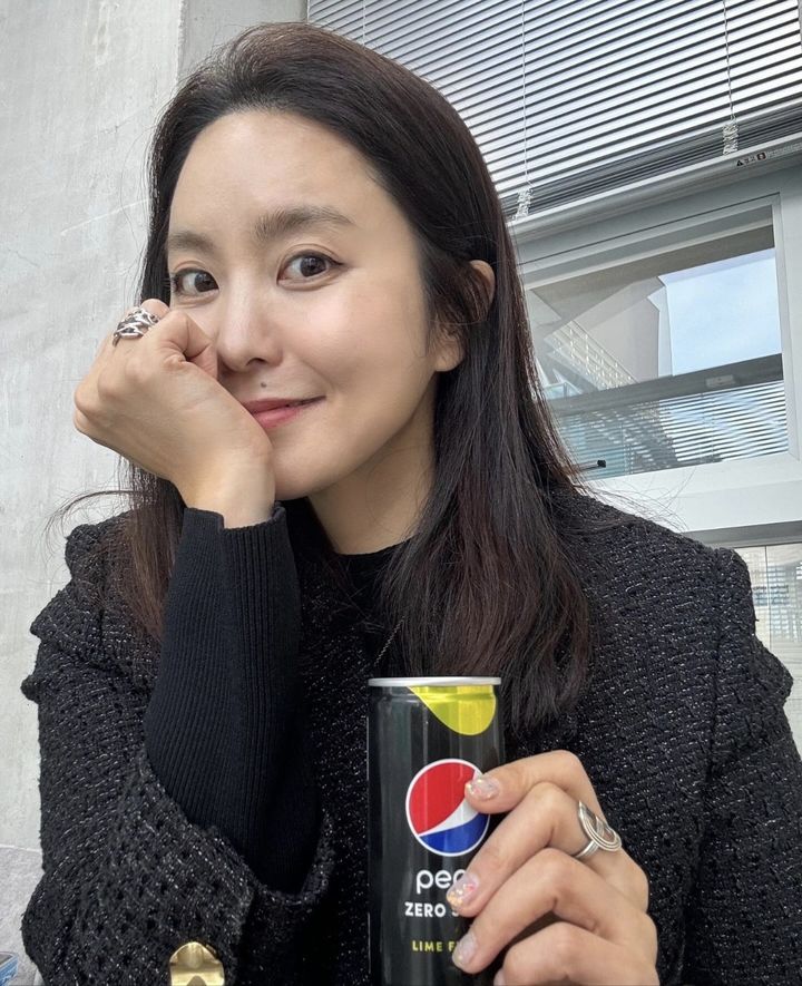 [서울=뉴시스] 아나운서 출신 방송인 박지윤이 근황을 공개했다. (사진=박지윤 인스타그램 캡처) 2024.03.07. photo@newsis.com *재판매 및 DB 금지