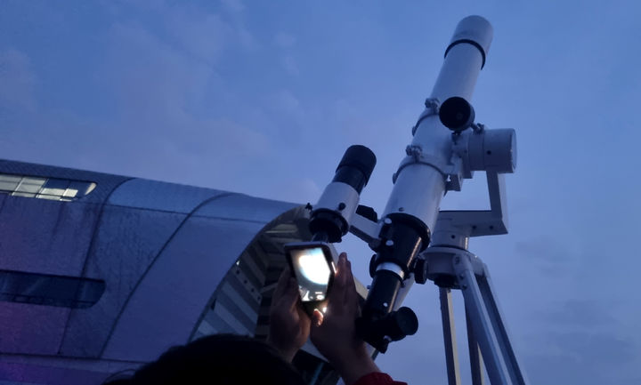 [광주=뉴시스] 국립광주과학관 야간전체관측프로그램 운영. (사진=국립광주과학관 제공). photo@newsis.com *재판매 및 DB 금지