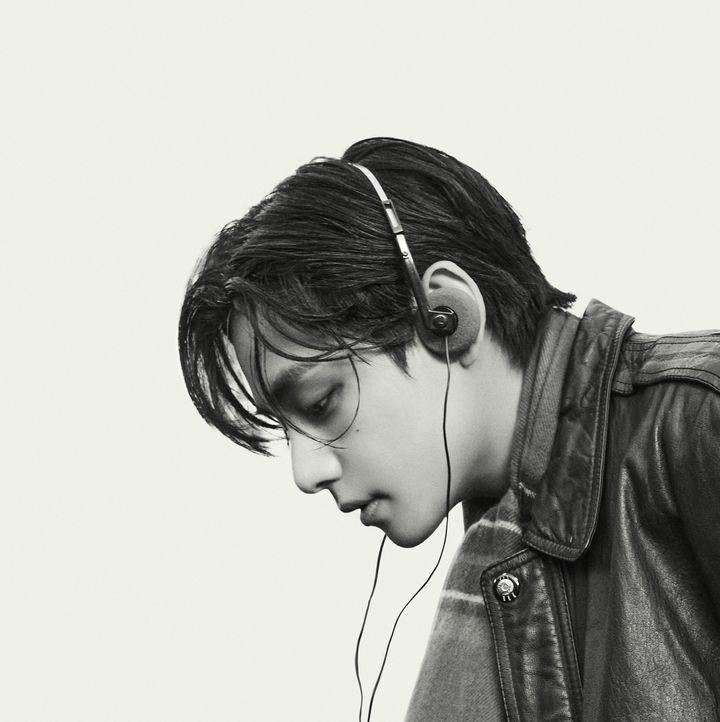 [서울=뉴시스] 그룹 방탄소년단 뷔. (사진=빅히트 뮤직 제공) 2024.03.08. photo@newsis.com *재판매 및 DB 금지