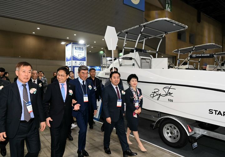 [수원=뉴시스] '2024 경기국제보트쇼' 개막식이 8일 오후 2시 고양 킨텍스에서 열렸다. (사진=경기도 제공) 2024.03.08. photo@newsis.com *재판매 및 DB 금지