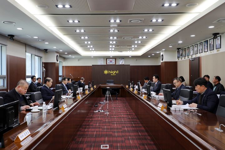 강원랜드 "1주당 930원 현금배당…배당성향 54.52%"