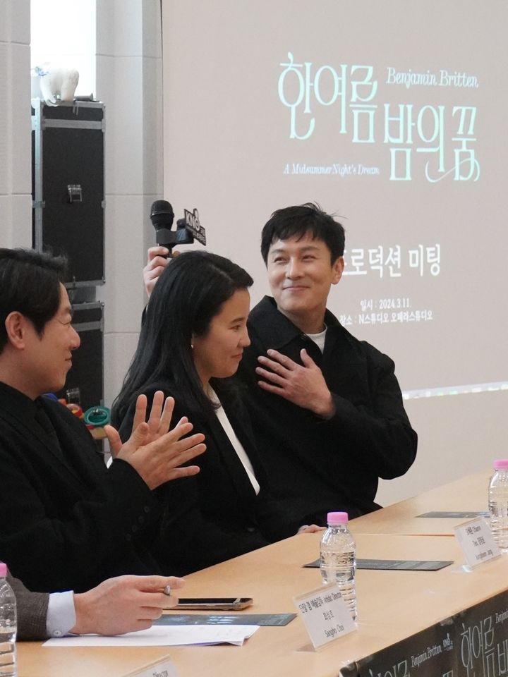 11일 오전 서울 예술의전당 N스튜디오에서 열린 국립오페라단 '한여름밤의 꿈' 프로덕션 미팅 참석한 김동완. (사진=국립오페라단 제공) photo@newsis.com&nbsp; *재판매 및 DB 금지