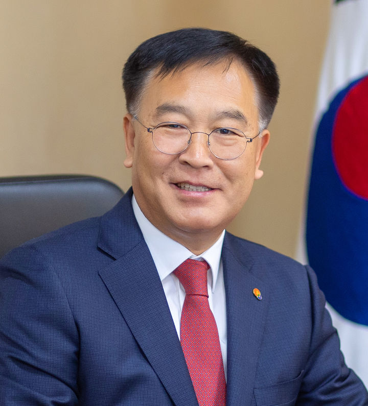 김진하 양양군수 군수직 상실…대법 징역 2년 확정